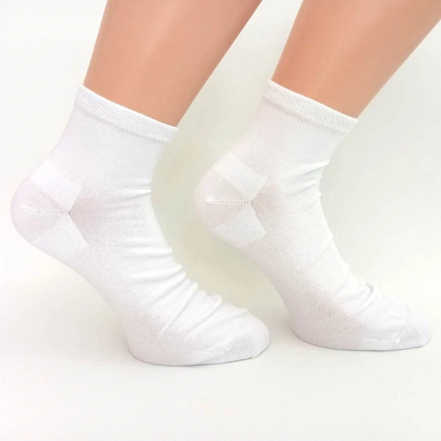 Snížené pánské ponožky nad kotníky