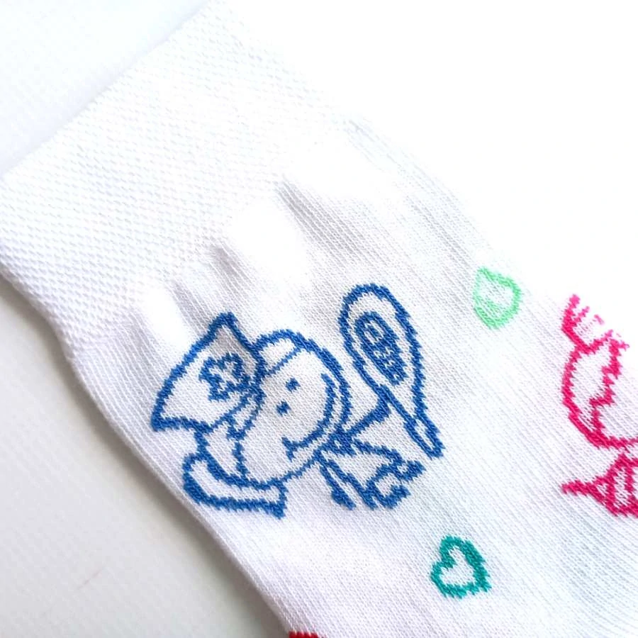 Dámské bavlněné ponožky se zdravotnickými motivy