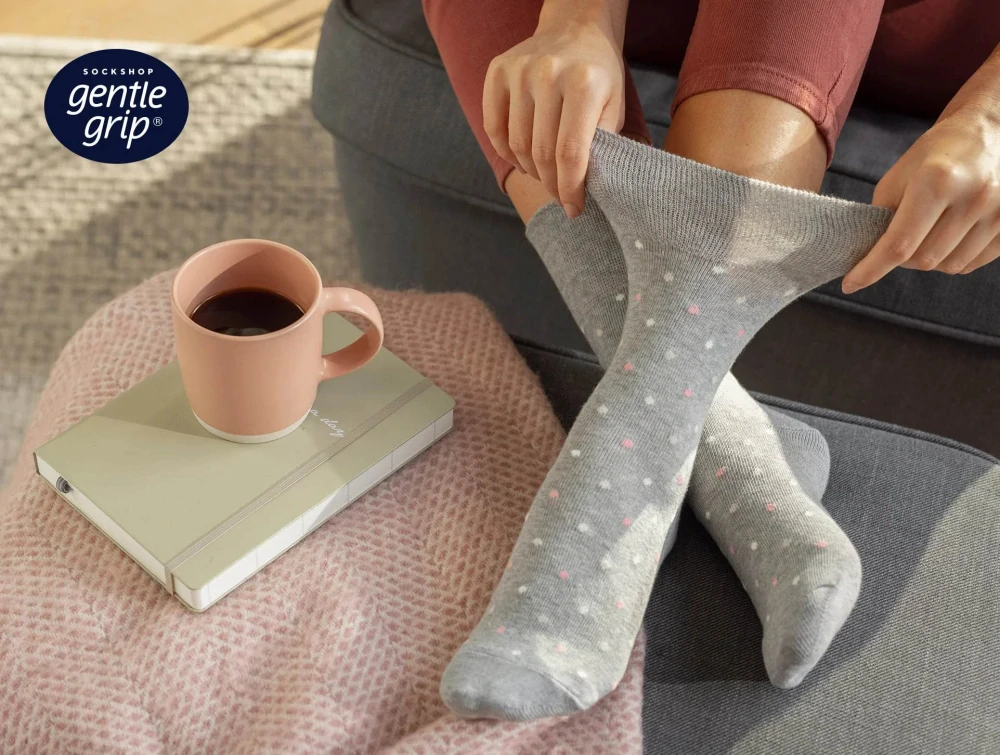 Barevné dámské ponožky s pejsky