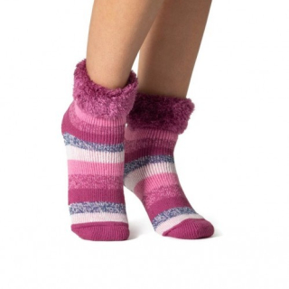 Domácí ponožky s barevnými proužky a protiskluzem